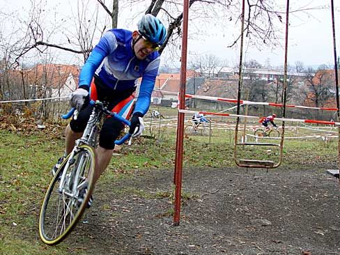 Martin Frýzl u houpaček.
