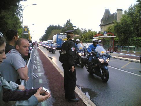 Konvoj policistů