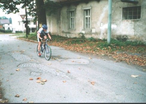Asfaltová část